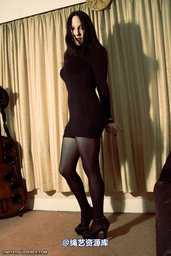 limitedaudience - 2009 elyssia girlfriend handcuffed 第 39 张图片