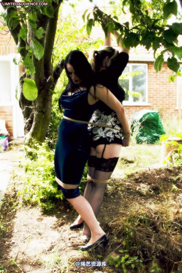limitedaudience - 2009 nikki rebekka raynor nature bound 第 17 张图片