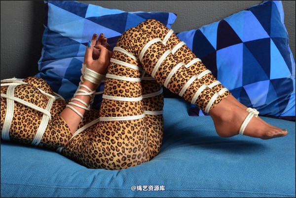 simplytied - JG catsuit two 第 20 张图片
