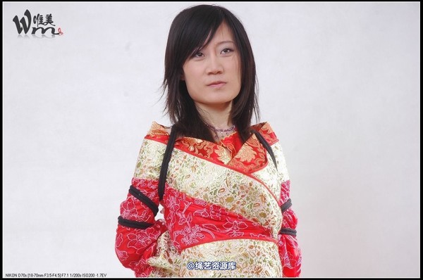 唯美之家 - 2008-11-20雯雯汉服 第 42 张图片
