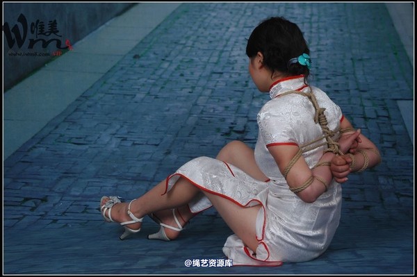 唯美之家 - 08-05-07新模特三 第 209 张图片