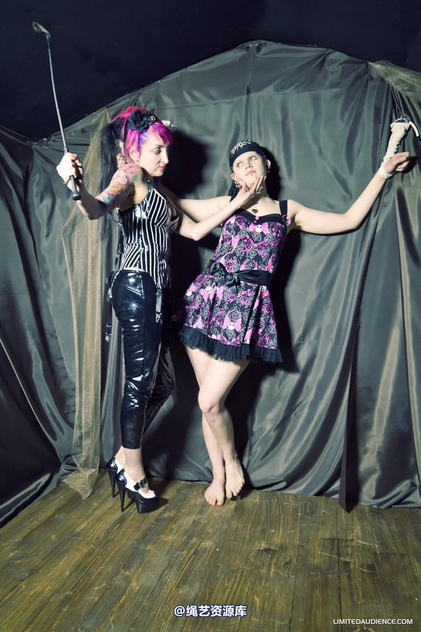 limitedaudience - 2012 beckykat loltaru domination 2 第 7 张图片