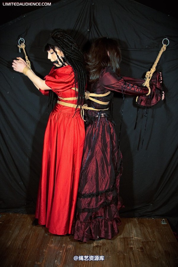 limitedaudience - 2010 catya lex eleven in the dungeon 3 第 8 张图片