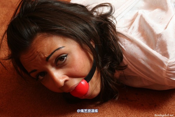 bondagebob - Fiona G Grabbed at home 第 163 张图片