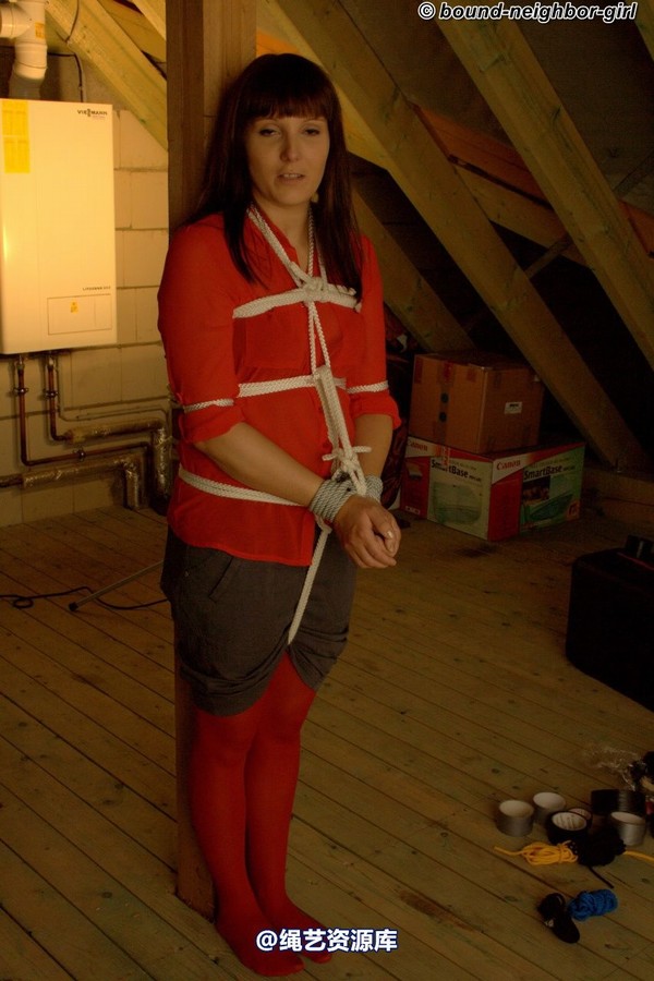 bound-neighbor-girl - Susan - Tied up in the Attic 2 第 12 张图片