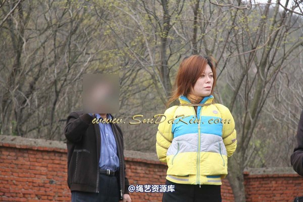 锐度主张 - 2009年第22期捆绑图（2009.5.2）模特：乐乐，嫣儿，雨竹，海... 第 16 张图片