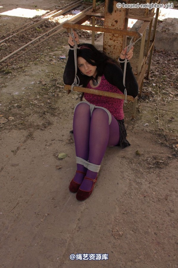 bound-neighbor-girl - Jasmin - Tied up in the ruins 3 第 23 张图片