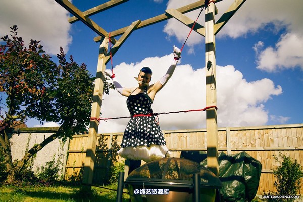 limitedaudience - 2013 raevan spread outdoors 2 第 8 张图片