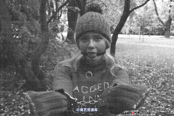gaggedinpublic - gip552 第 53 张图片