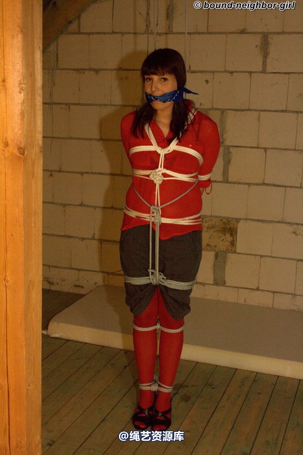 bound-neighbor-girl - Susan - Tied up in the Attic 1 第 30 张图片