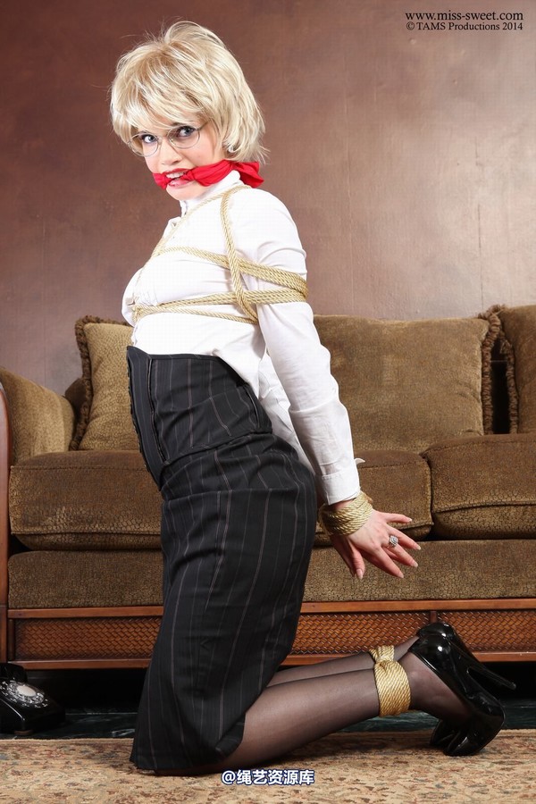 miss-sweet - THE SECRETARY CHAPTER 2 PART 1 第 160 张图片