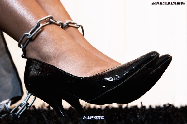 limitedaudience - 2011 kayla in chains 2 第 29 张图片