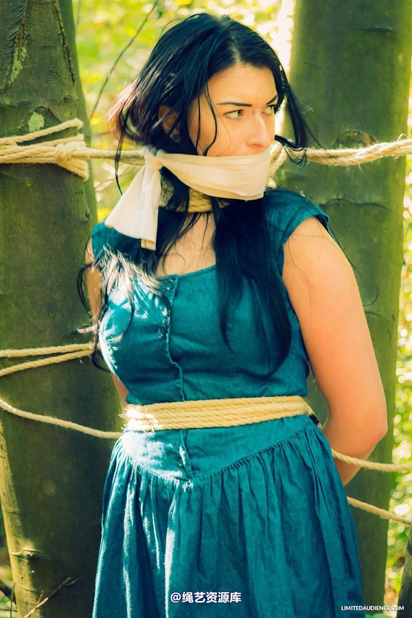 limitedaudience - 2014 stacey von in the forest 第 13 张图片