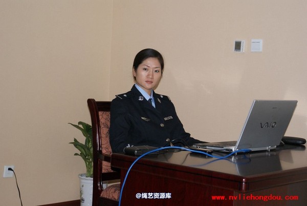 红豆的天空 - 09红豆警服试装 第 21 张图片