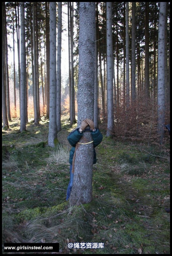 girlsinsteel - In the forest 第 21 张图片