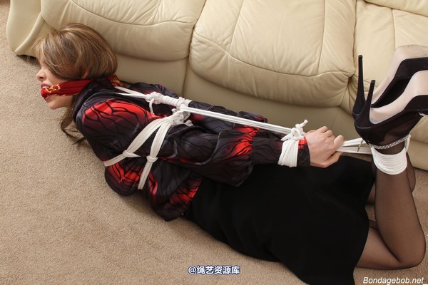 bondagebob - Nicky Phillips Tied at home 第 132 张图片