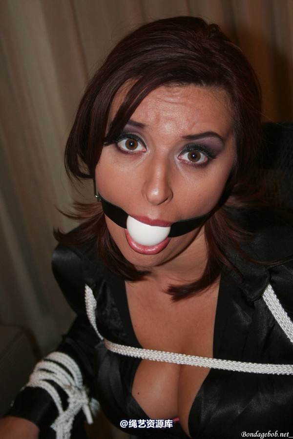 bondagebob - Kimberly Marvel Her own ball gag 第 143 张图片