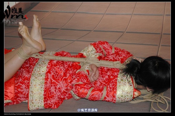 唯美之家 - 08-05-29盈盈汉服-护士装 第 144 张图片