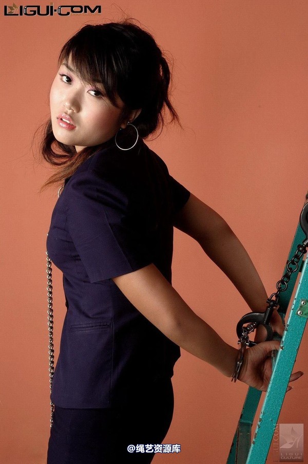 丽柜美束 - 2008-11-07 静华 第 9 张图片