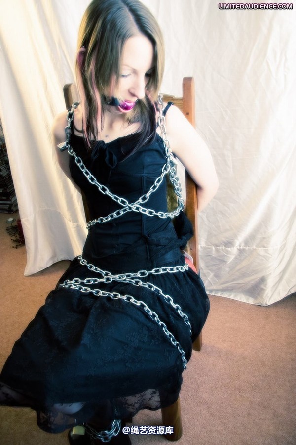 limitedaudience - 2009 pepsi waiting in chains 第 19 张图片