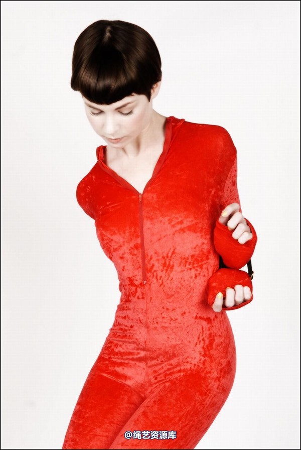 simplytied - Fawnya Red catsuit part 2 第 13 张图片