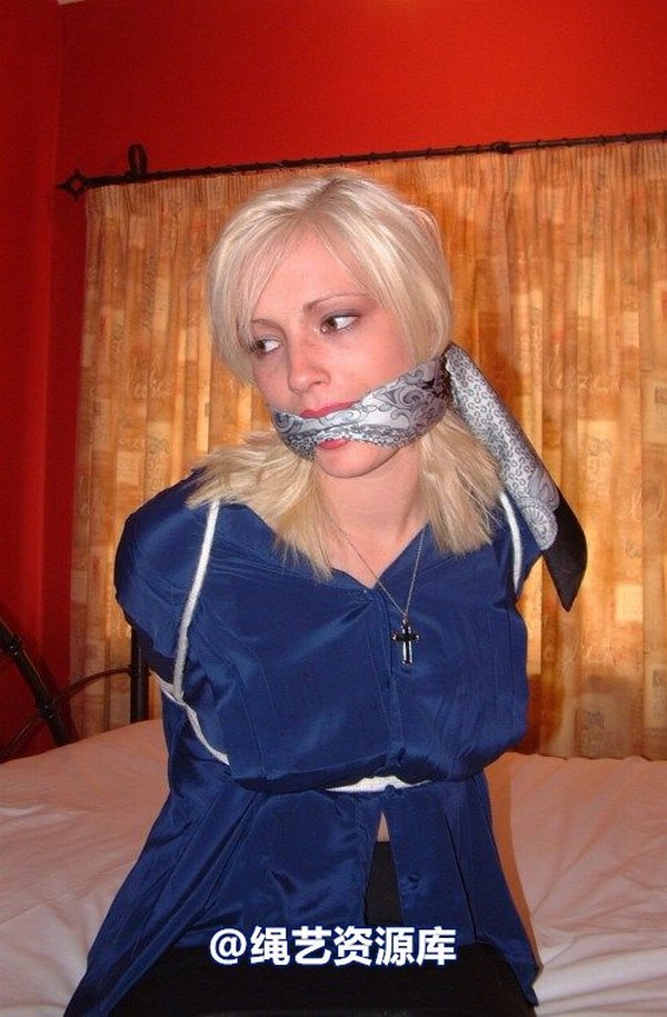 bondagebob - Angelica Vamp First time 第 13 张图片