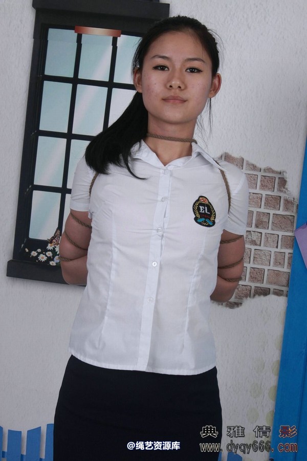 典雅倩影 - 272-伊娜学生装 第 46 张图片