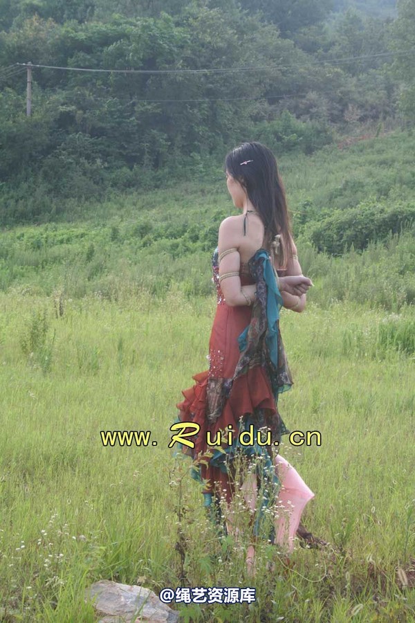 锐度主张 - 20070818第29期 宝宝草地漫舞图片 第 253 张图片