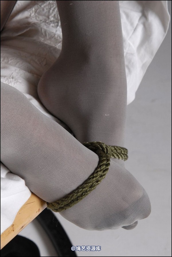 simplytied - Gold with seams 第 34 张图片