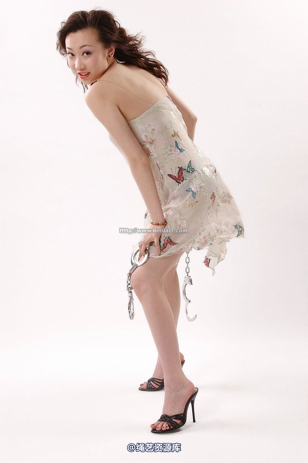 丽柜美束 - 2006-05-25 第 27 张图片