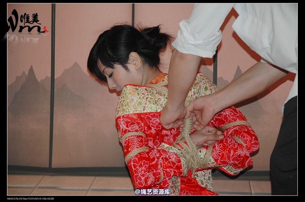 唯美之家 - 08-05-29盈盈汉服-护士装 第 63 张图片