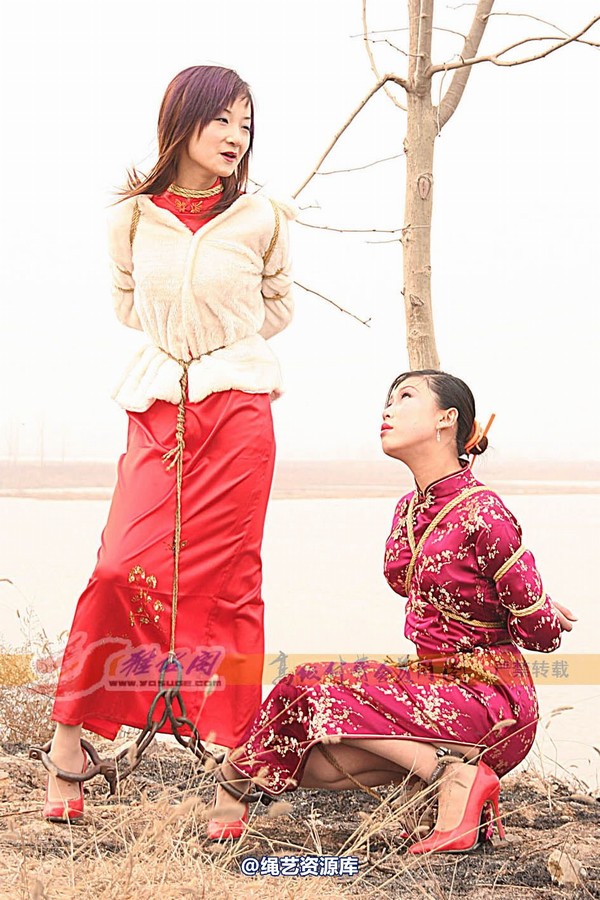 雅俗阁 - 20060331新太行采风---雪儿、雅柔旗袍合拍 第 20 张图片
