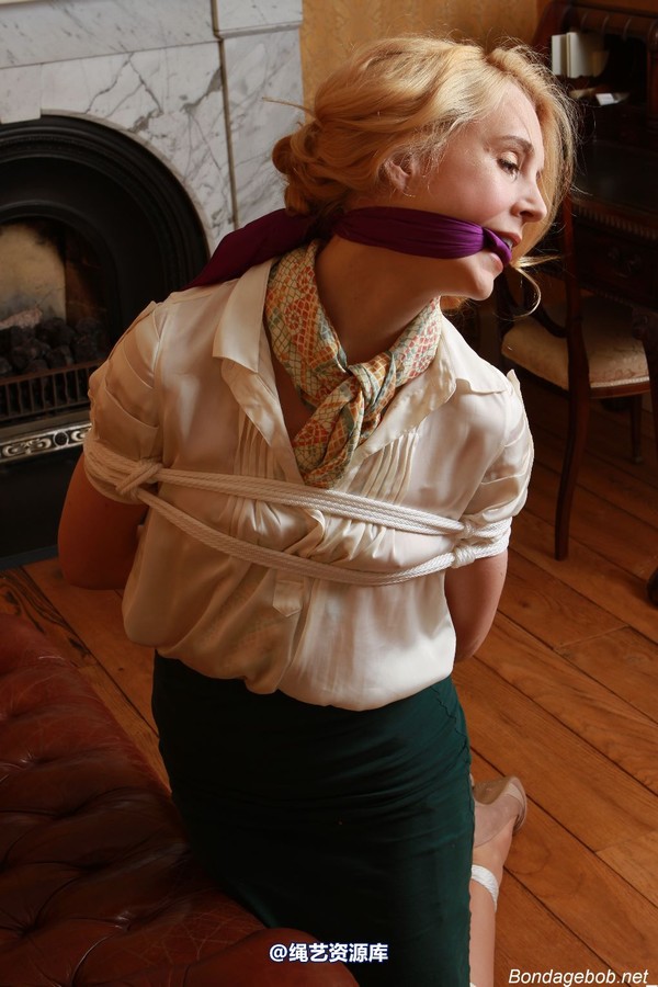 bondagebob - Ariel Librarian in Trouble 第 105 张图片
