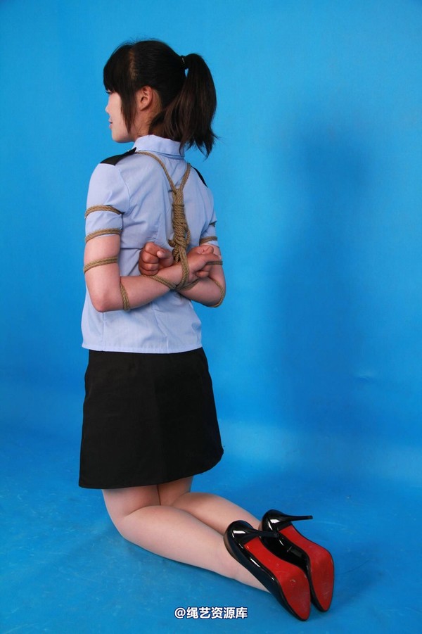 胜景山庄 - 014-娜娜制服 第 19 张图片