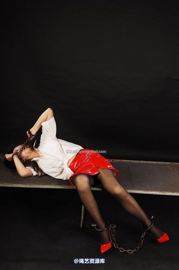 丽柜美束 - 2007-09-11 玲玲 第 31 张图片