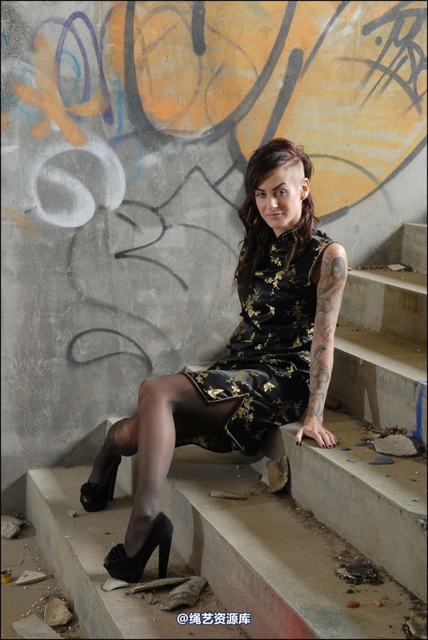 simplytied - Wee Black Chinese Dress 第 1 张图片