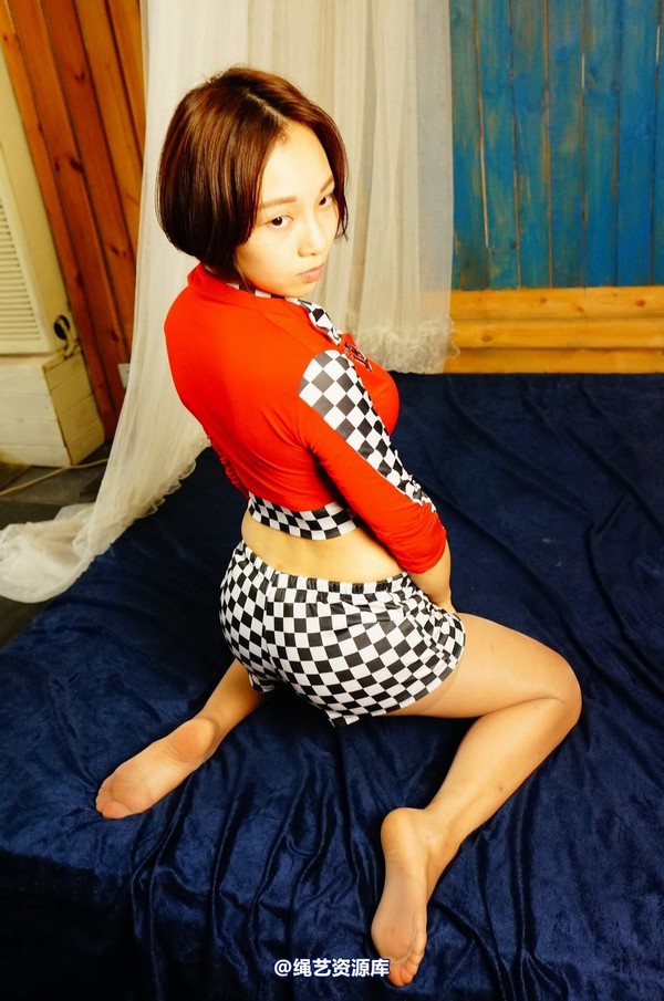 dk13美束馆 - 9.16-小仙儿赛车女郎-A120P 第 6 张图片