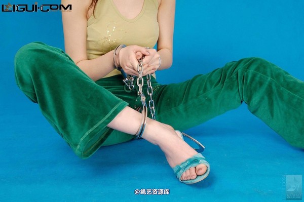 丽柜美束 - 2008-11-07 露露 6 第 12 张图片