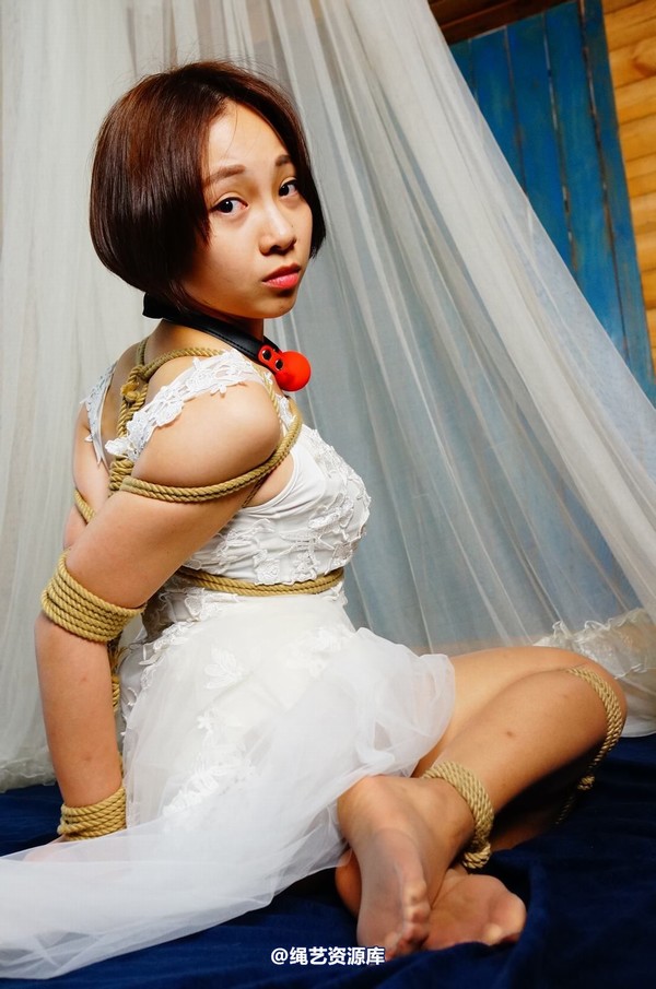 dk13美束馆 - 9.16-小仙儿白婚纱-D130P 第 74 张图片