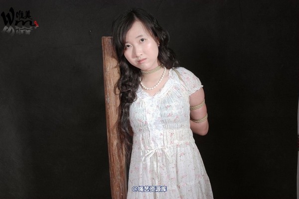 唯美之家 - 2009-5青灵高跟 第 31 张图片