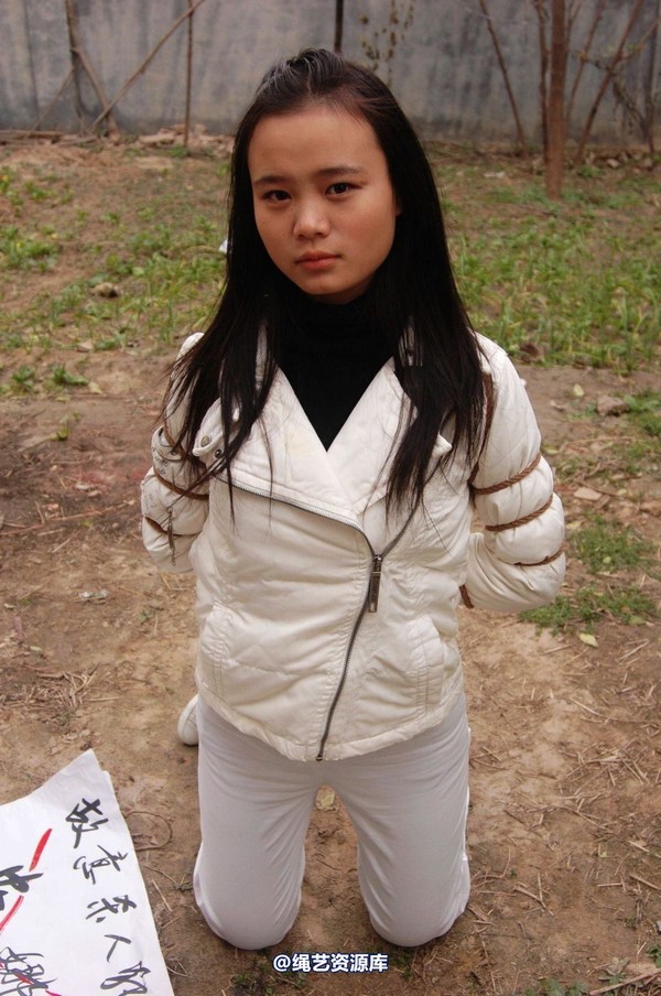 mj影视 - 安娜刑场2013-04-13 第 28 张图片