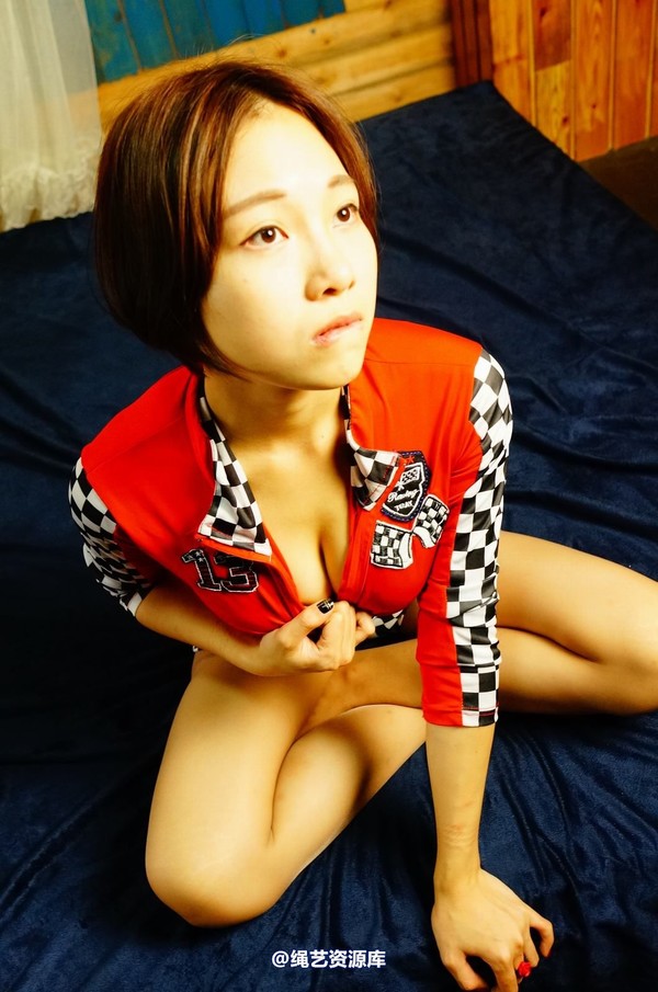 dk13美束馆 - 9.16-小仙儿赛车女郎-A120P 第 106 张图片