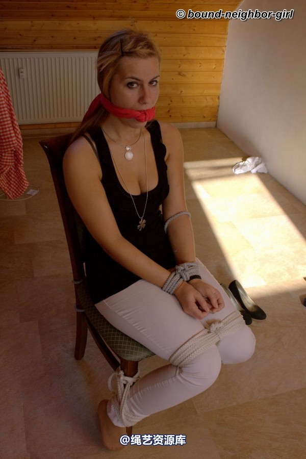 bound-neighbor-girl - Vera - Tied to the chair and the wife being selftied 第 10 张图片