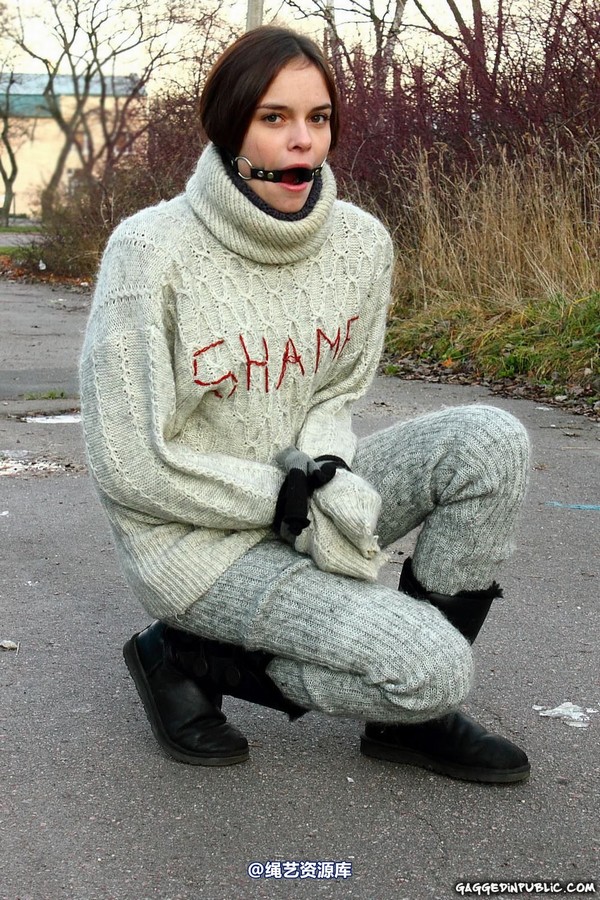 gaggedinpublic - gip252 第 39 张图片