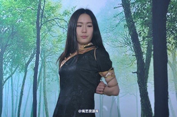 mj影视 - 三大模特争秀1 第 190 张图片