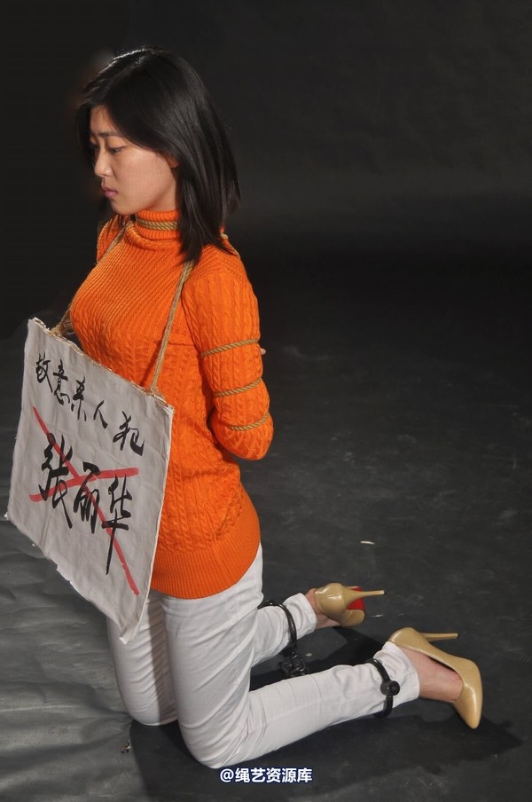 mj影视 - 套图“新模临刑” 第 100 张图片