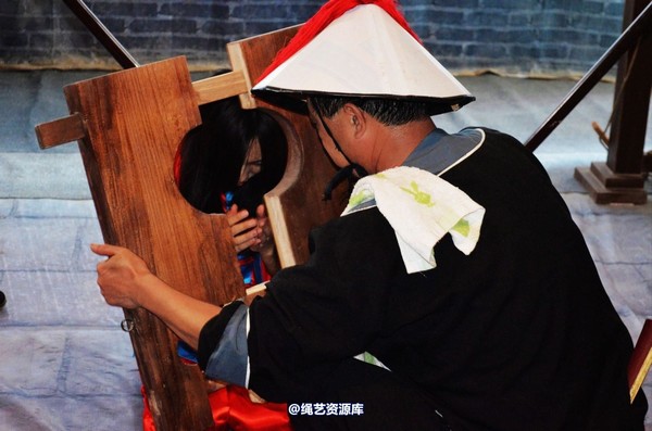mj影视 - 血的代价梦境古大堂 女囚众生相2013-08-26 第 126 张图片