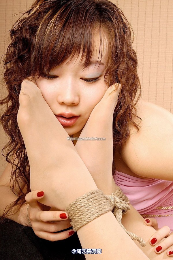 丽柜美束 - 2005-11-23 第 17 张图片