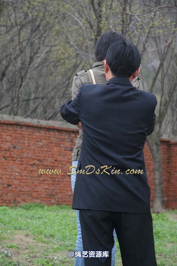锐度主张 - 2009年第22期捆绑图（2009.5.2）模特：乐乐，嫣儿，雨竹，海... 第 56 张图片