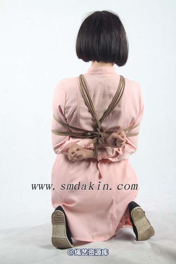 锐度主张 - 粉色护士服花样捆绑模特：碧菡 第 52 张图片